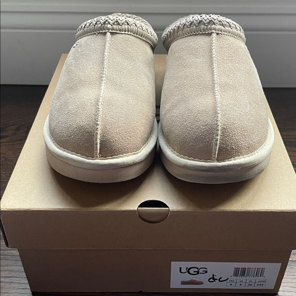 UGG Tan Suede Slip-On Shoes - Picture 2 of 10